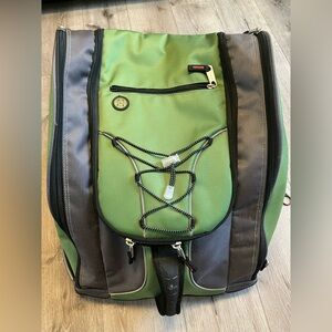 Athalon ski boots backpack